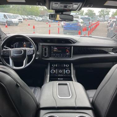 Summit White 2023 GMC Yukon Denali