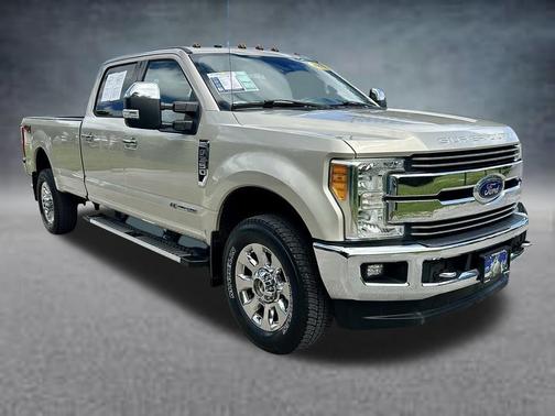 White Gold Metallic 2017 Ford F-350 Lariat Super Duty