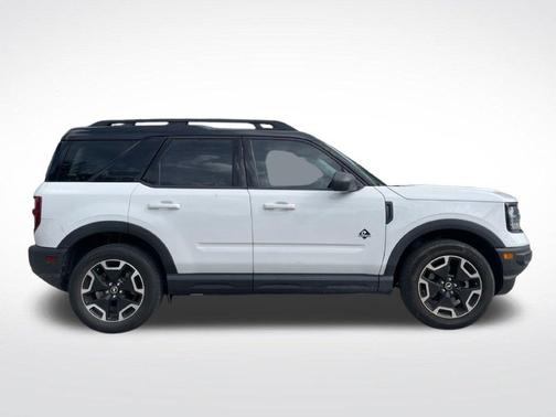 Oxford White 2023 Ford Bronco Sport Outer Banks
