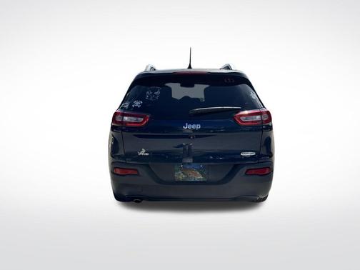 Patriot Blue Pearlcoat 2018 Jeep Cherokee Latitude