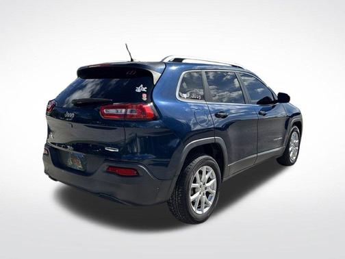 Patriot Blue Pearlcoat 2018 Jeep Cherokee Latitude