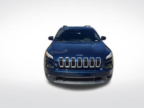Patriot Blue Pearlcoat 2018 Jeep Cherokee Latitude