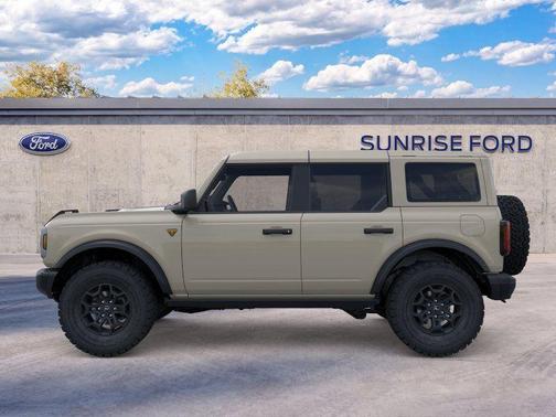 Desert Sand 2026 Ford Bronco Badlands