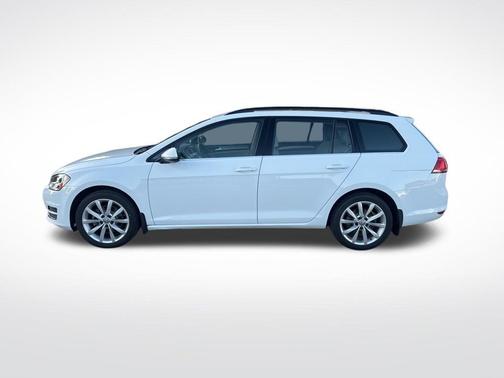 2016 Volkswagen Golf SportWagen TSI SE 4-Door