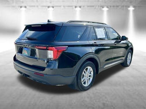 Black Metallic 2025 Ford Explorer Active