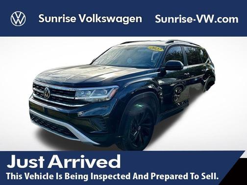 2022 Volkswagen Atlas 2.0T SE w/Technology