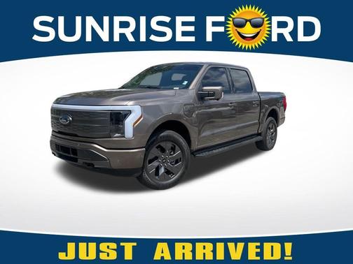 2023 Ford F-150 Lightning LARIAT