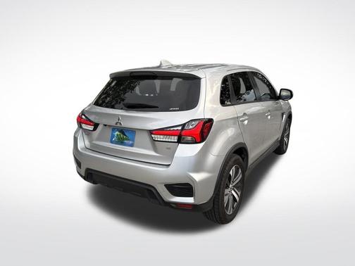 Black 2024 Mitsubishi Outlander Sport 2.0 SE