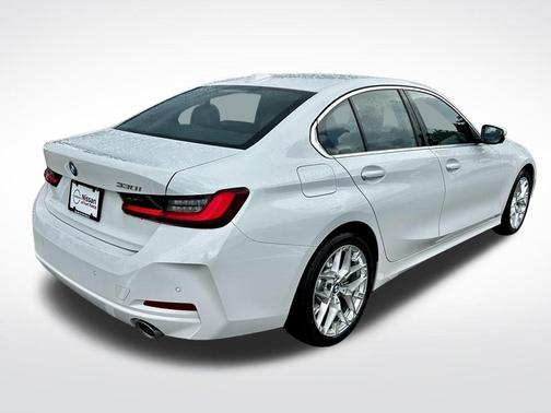 2025 BMW 330 i