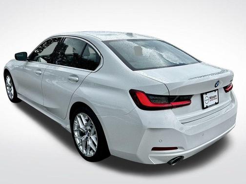 2025 BMW 330 i