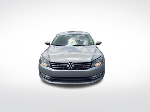 2012 Volkswagen Passat 3.6 SE