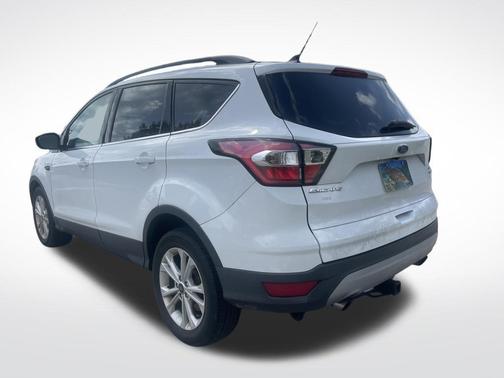 Oxford White 2018 Ford Escape SE