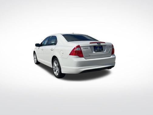 White Suede 2012 Ford Fusion SE