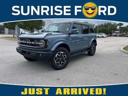 2024 Ford Bronco Outer Banks