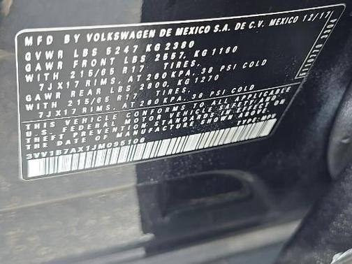 Deep Black Pearl Effect 2018 Volkswagen Tiguan 2.0T S