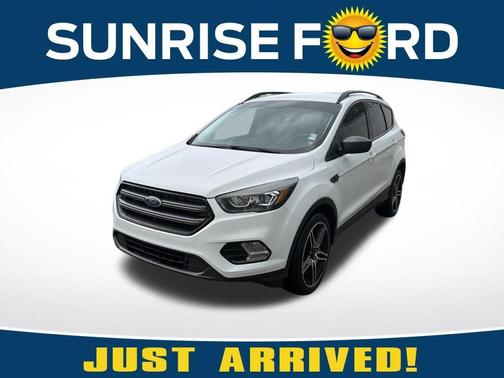 Oxford White 2019 Ford Escape SEL