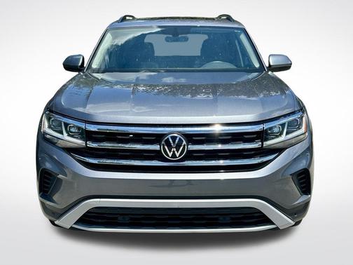 Platinum Gray Metallic 2021 Volkswagen Atlas 3.6 V6 SE w/ Technology