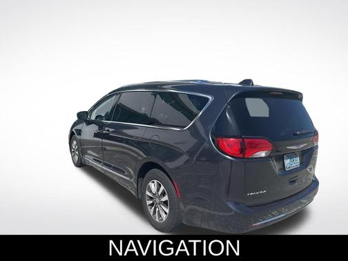 2020 Chrysler Pacifica Touring-L Plus