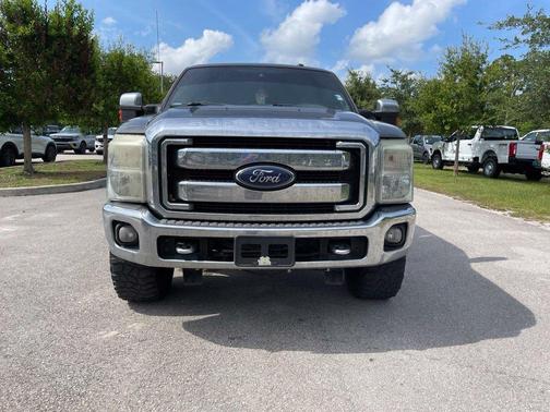 Magnetic Metallic 2015 Ford F-250 Lariat