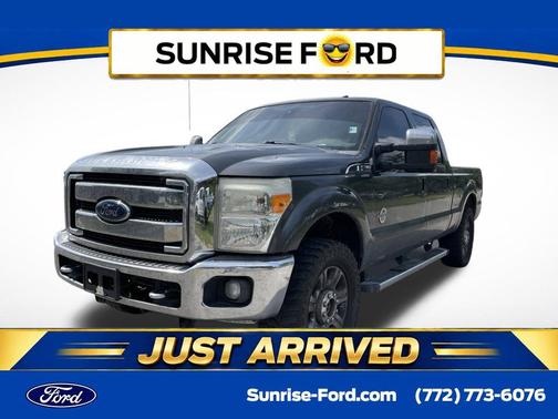 Magnetic Metallic 2015 Ford F-250 Lariat