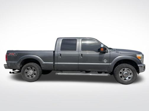 Magnetic Metallic 2015 Ford F-250 Lariat
