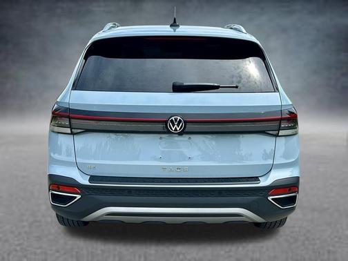 Alpine Grey 2025 Volkswagen Taos 1.5T SE