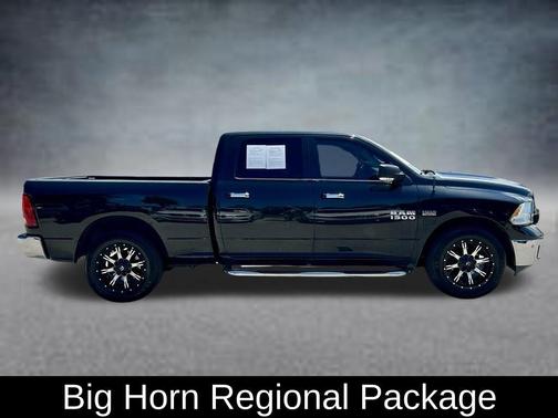 Brilliant Black Crystal Pearlcoat 2016 RAM 1500 Big Horn