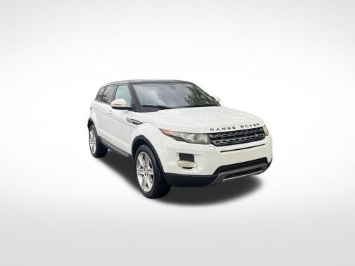 Fuji White 2015 Land Rover Range Rover Evoque Pure Plus