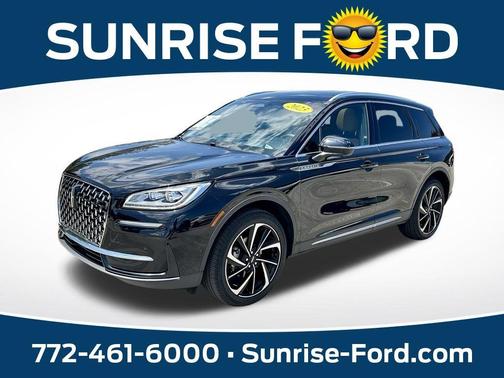 Black Metallic 2023 Lincoln Corsair Reserve