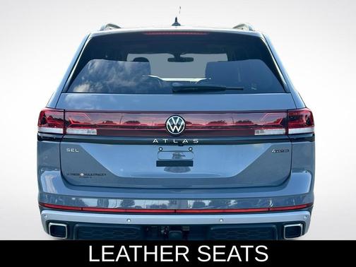 2024 Volkswagen Atlas 2.0T Peak Edition SEL