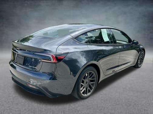 Gray 2024 Tesla Model 3 Long Range