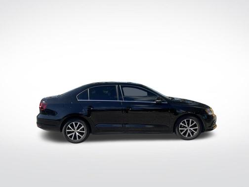 Black 2017 Volkswagen Jetta 1.4T SE