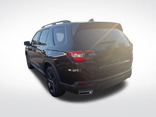 2023 Honda Pilot Sport