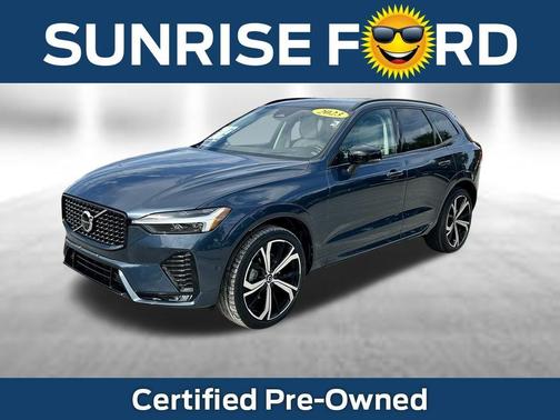 Denim Blue Metallic 2023 Volvo XC60 B5 Ultimate Dark Theme