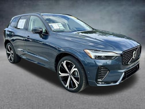 Denim Blue Metallic 2023 Volvo XC60 B5 Ultimate Dark Theme