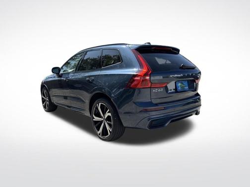 Denim Blue Metallic 2023 Volvo XC60 B5 Ultimate Dark Theme