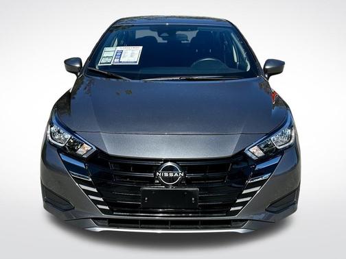 2023 Nissan Versa 1.6 SV