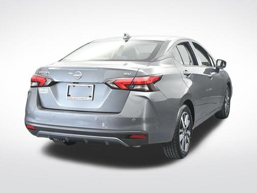 2023 Nissan Versa 1.6 SV