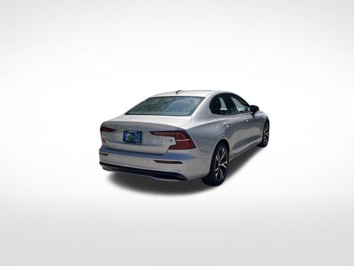 Silver 2024 Volvo S60 B5 Plus Dark Theme