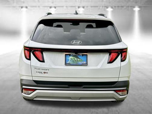 White Pearl 2026 Hyundai TUCSON SEL