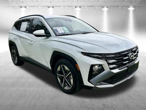 White Pearl 2026 Hyundai TUCSON SEL