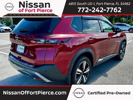 2022 Nissan Rogue SL