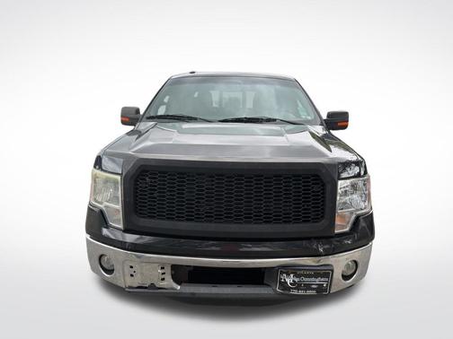 Black 2011 Ford F-150 Lariat