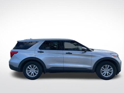 2020 Ford Explorer Base