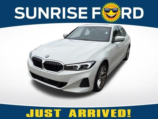 Alpine White 2026 BMW 330 i NA