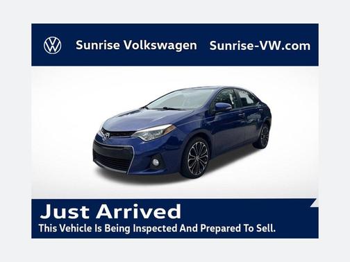 Blue 2014 Toyota Corolla S Plus