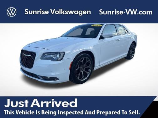 2017 Chrysler 300 S
