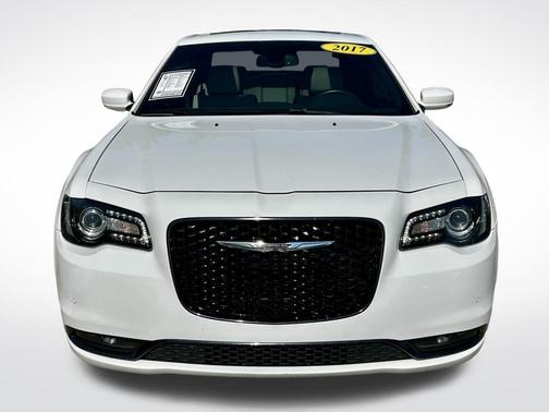 2017 Chrysler 300 S