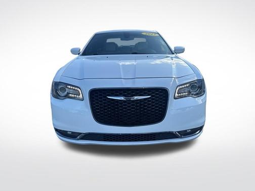 2017 Chrysler 300 S