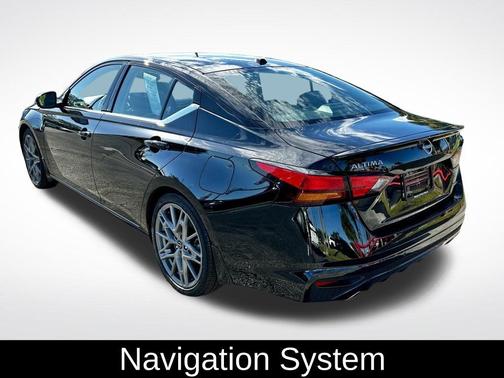 2024 Nissan Altima 2.0 SR